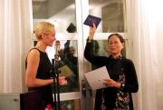 Le premier poète vietnamien reçoit le prix littéraire suédois Cikada