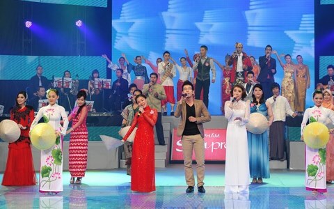 Premier festival de musiques traditionnelles de l’ASEAN au Vietnam