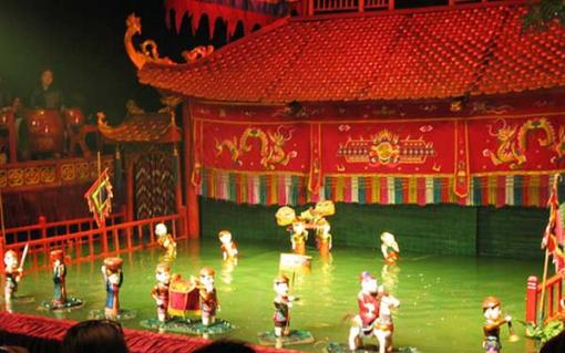 Les Marionnettes sur eau par le Théâtre de Marionnettes du Vietnam à La Villette, 22 au 26 novembre 2017.