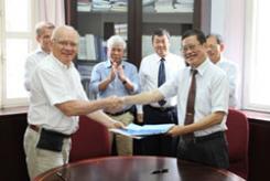 Vietnam : Accord de coopération entre la région du Delta du Mékong et la Bretagne Vietnam : Accord de coopération entre la région du Delta du Mékong et la Bretagne