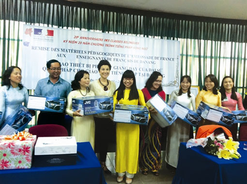 Vingt ans de classes bilingues au Vietnam, ça se fête !