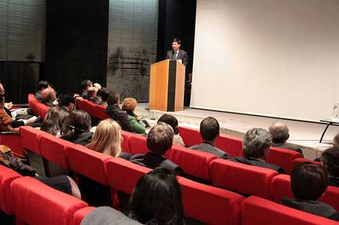 Un colloque intitulé ''Vietnam, votre partenaire industriel et commercial en Asie du Sud-Est" à Paris Un colloque intitulé ''Vietnam, votre partenaire industriel et commercial en Asie du Sud-Est" à Paris