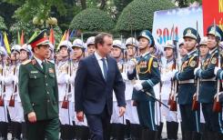 Le ministre vietnamien de la Défense et le ministre français des Armées conviennent de promouvoir la coopération à un niveau à la mesure du partenariat stratégique Vietnam-France