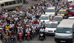 Le deux-roues au Vietnam, symbole de développement et défi écologique Le deux-roues au Vietnam, symbole de développement et défi écologique