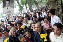 Hommage de milliers de Vietnamiens au général Giap Hommage de milliers de Vietnamiens au général Giap