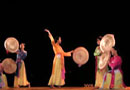 Année France-Vietnam : Spectacle de danses traditionnelles proposé par l'Union des Jeunes Vietnamiens de France (U.J.V.F.)