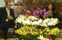 Hanoi renforce sa coopération avec Marseille Hanoi renforce sa coopération avec Marseille