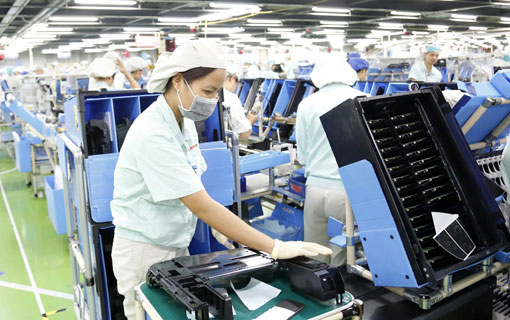 Le Vietnam reste en bonne position pour attirer les investissements directs étrangers (IDE), selon une économiste de HSBC