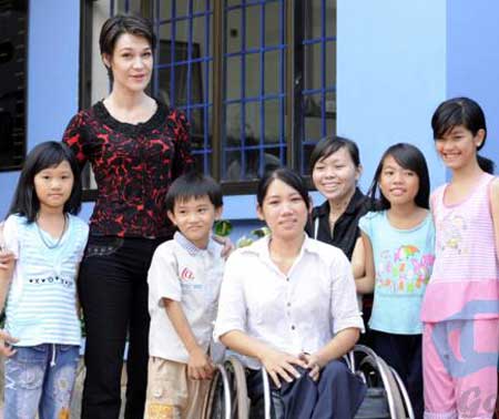 Hô Chi Minh-Ville : une mère étrangère d'enfants vietnamiens 