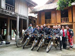 Le Vietnam en moto Minsk : de Hanoi à Along, 2000 km parcourus