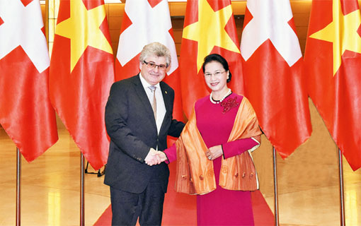 Le Vietnam veut renforcer ses liens avec la Suisse