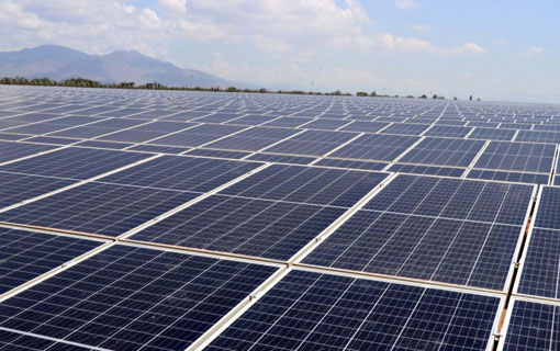 Sharp installe sa cinquième centrale solaire au Vietnam