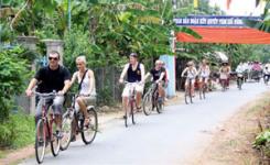 Le Vietnam accueille toujours plus de touristes Le Vietnam accueille toujours plus de touristes