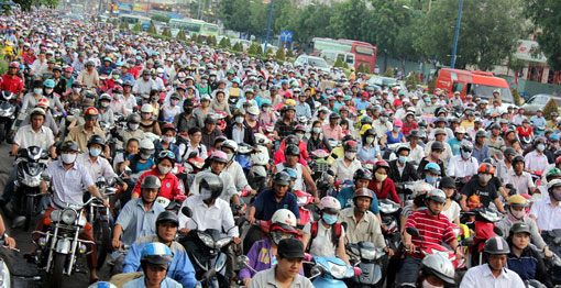 Vietnam : 90 millions d’habitants… 40 millions de scooters !