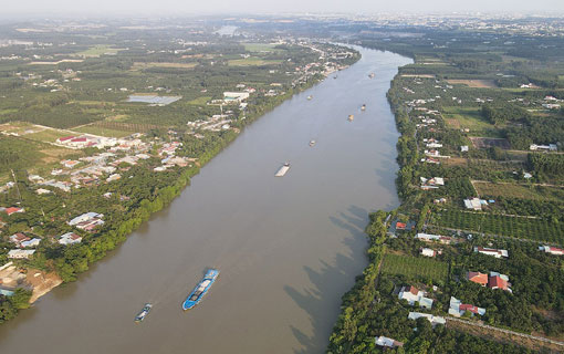 Vietnam: 5 ponts seront construits pour renforcer les liens socio-économiques entre les provinces dans le pôle industriel du sud
