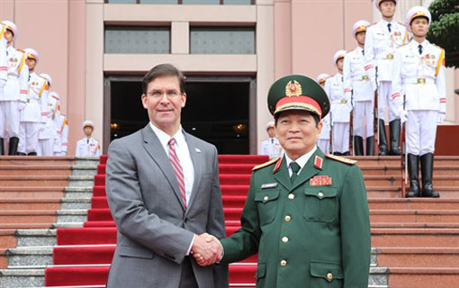 Le Vietnam et les Etats-Unis intensifient leur coopération dans la défense Le Vietnam et les Etats-Unis intensifient leur coopération dans la défense