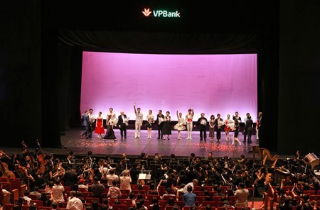Paris Ballet au Vietnam Paris Ballet au Vietnam