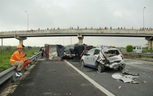 Vietnam: Des mesures renforcées pour limiter les accidents sur les autoroutes