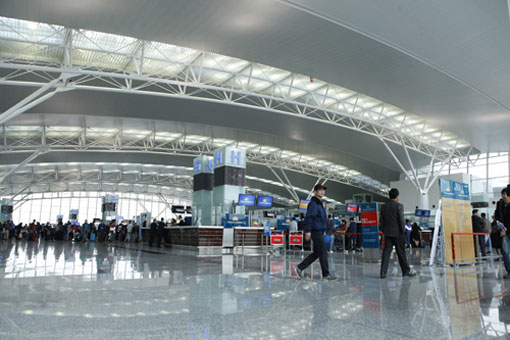 Vietnam Airlines installe ses vols internationaux au nouveau T2 d'Hanoï Vietnam Airlines installe ses vols internationaux au nouveau T2 d'Hanoï