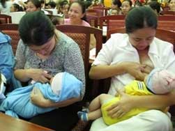 La semaine de l'allaitement débute au Vietnam La semaine de l'allaitement débute au Vietnam