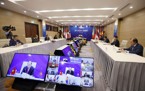 Les dirigeants de l'ASEAN s'engagent à œuvrer pour la conclusion rapide d'un code de conduite (COC - Code of Conduct) en Mer Orientale