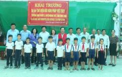 L'Association d'amitié Vietnam-France soutient le projet de salle de lecture à Vinh Long L'Association d'amitié Vietnam-France soutient le projet de salle de lecture à Vinh Long