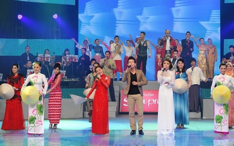 Premier festival de musiques traditionnelles de l’ASEAN au Vietnam Premier festival de musiques traditionnelles de l’ASEAN au Vietnam