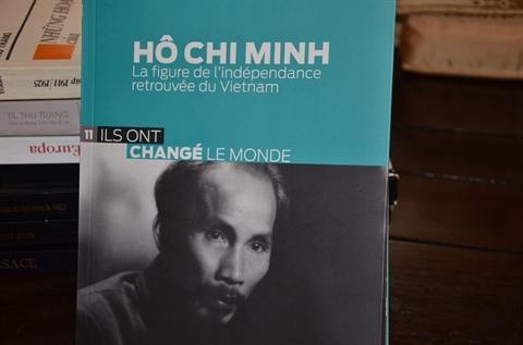 Le journal Le Monde publie un livre sur le Président Hô Chi Minh en mars 2015 