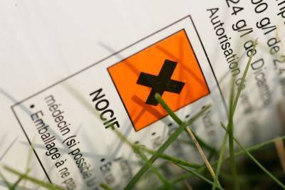 Les pesticides : une arme dans la guerre du Viêtnam Les pesticides : une arme dans la guerre du Viêtnam