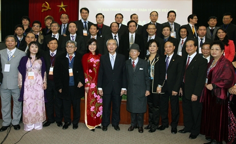 Des Viêt Kiêu reviennent au Vietnam en honneur de la fête nationale Des Viêt Kiêu reviennent au Vietnam en honneur de la fête nationale