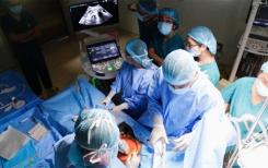 Les médecins de Ho Chi Minh-Ville ont mené avec succès un deuxième cathétérisme cardiaque fœtal au Vietnam
