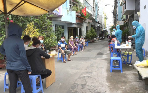 À Ho Chi Minh-Ville, tous les contacts directs (852 personnes) avec les 4 cas COVID-19 locaux ont été testés négatifs