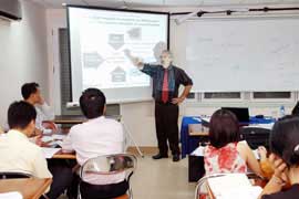 Hanoi : le CFVG ouvre de nouvelles promotions Hanoi : le CFVG ouvre de nouvelles promotions