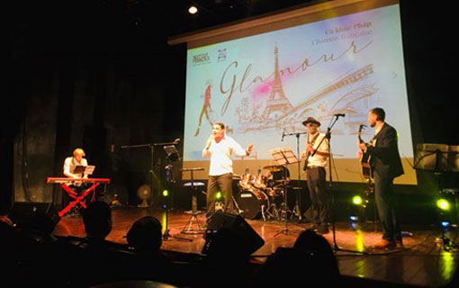 La chanson française à l’honneur avec le programme "Glamour" à L’Institut français de Hanoï - L’Espace