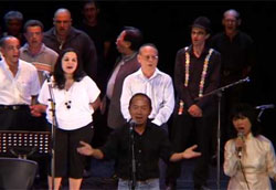 Agent orange: Le clip "Choeur pour le Vietnam" Agent orange: Le clip "Choeur pour le Vietnam"