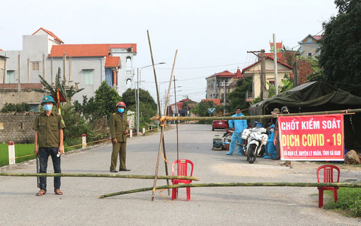 Le Vietnam confirme quatre nouveaux cas locaux de Covid-19