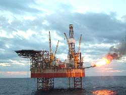Vietnam : Total découvre du pétrole Vietnam : Total découvre du pétrole