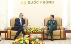 Le Vietnam et la France renforcent la coopération dans la défense Le Vietnam et la France renforcent la coopération dans la défense