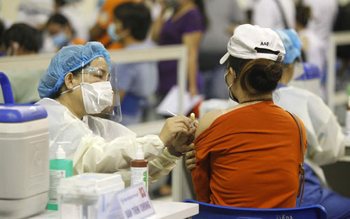 Une vaccination rapide et des mesures ciblées sont essentielles lorsque le Covid-19 pourrait devenir endémique au Vietnam