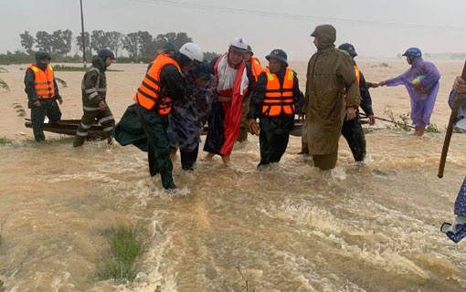 Inondations dans le centre du Vietnam: le vice-Premier ministre demande une évacuation rapide des zones dangereuses