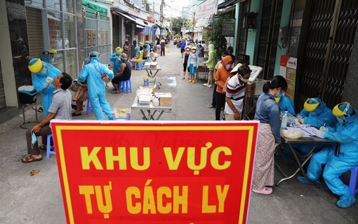 Des experts étrangers saluent la réponse du Vietnam à la récente vague de l'épidémie de Covid-19 Des experts étrangers saluent la réponse du Vietnam à la récente vague de l'épidémie de Covid-19