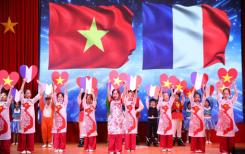 Fête de l'amitié en l'honneur du cinquantenaire des relations diplomatiques Vietnam - France