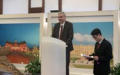 La coopération Vietnam-France dans la formation de hauts fonctionnaires 