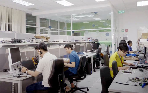 Le Vietnam veut devenir un pôle informatique à l'international de premier plan, selon le journal économique allemand Handelsblatt
