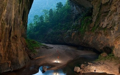 Vietnam : Hang Soon Dong, la porte vers un autre monde Vietnam : Hang Soon Dong, la porte vers un autre monde