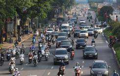 Les rues de Hà Nội sont de nouveau animées alors que les mesures de distanciation sociale s'assouplissent Les rues de Hà Nội sont de nouveau animées alors que les mesures de distanciation sociale s'assouplissent