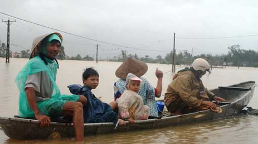 Vietnam/inondations : 12 morts Vietnam/inondations : 12 morts