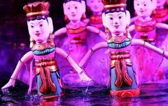 Au Vietnam, les marionnettes d'eau remises à flot par le tourisme Au Vietnam, les marionnettes d'eau remises à flot par le tourisme
