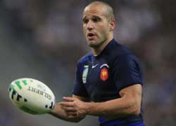 Rendez-vous en terre inconnue : le rugbyman Frédéric Michalak est parti au Vietnam Rendez-vous en terre inconnue : le rugbyman Frédéric Michalak est parti au Vietnam