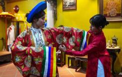 Un couturier vietnamien propose des vêtements de l'ère impériale Un couturier vietnamien propose des vêtements de l'ère impériale